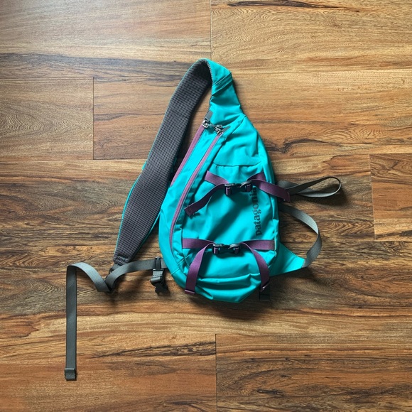 Patagonia Handbags - Patagonia crossbody bag